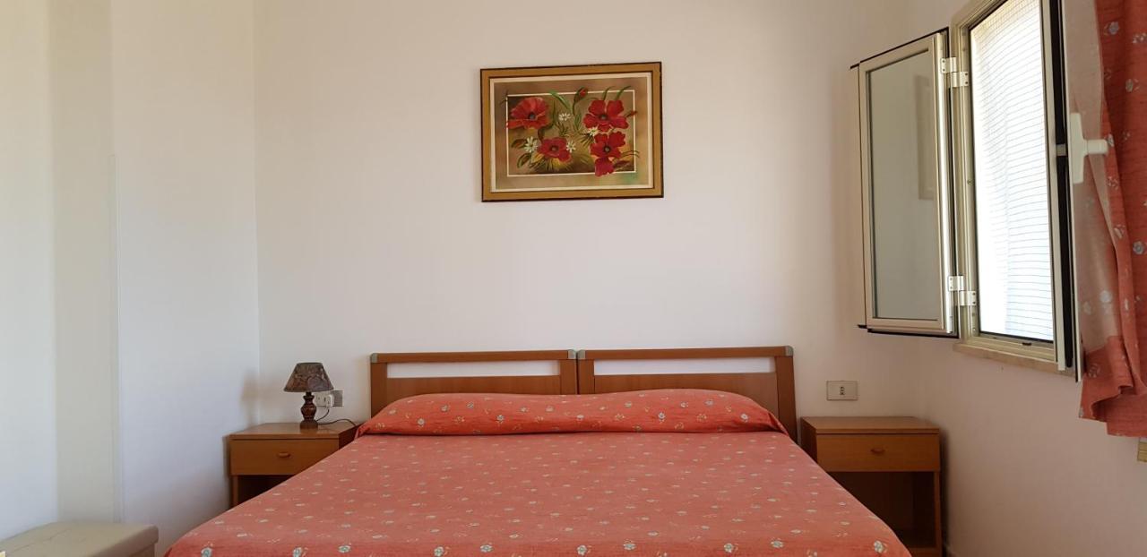 San Carlo - Terrazzo Sul Mare Con Ristorante E Pizzeria Bed & Breakfast Zambrone Dış mekan fotoğraf